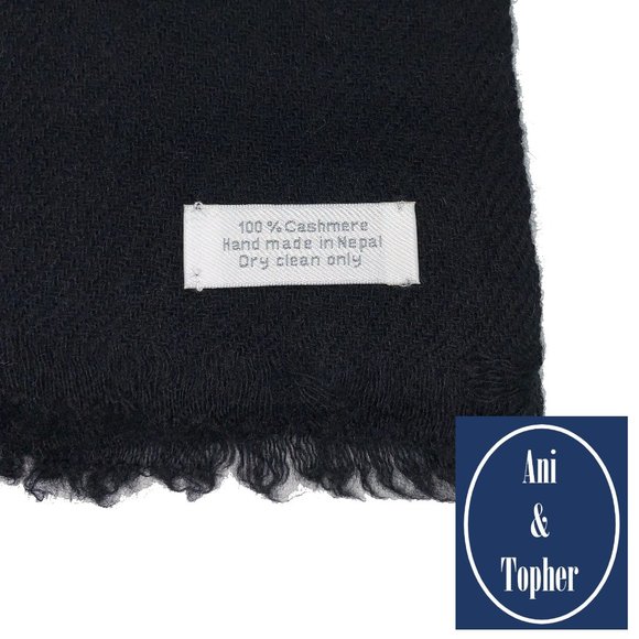 100% Cashmere Scarf NWT - Picture 11 of 11